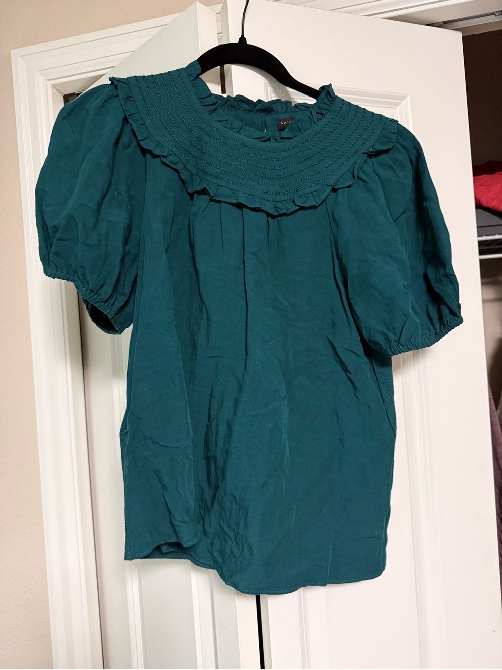 Anthropologie peasant top